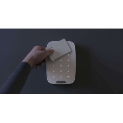 Clavier à code et badge